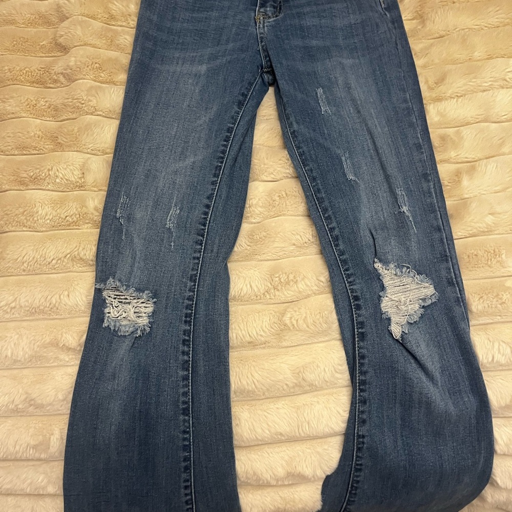 Women's Boot Cut Jeans - Distressed Blue